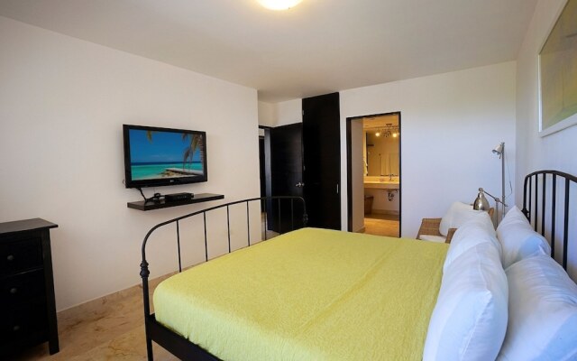 Elements 216 2 Bedroom Condo by RedAwning