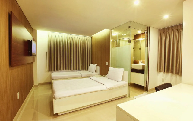Yellow House Saigon Hotel