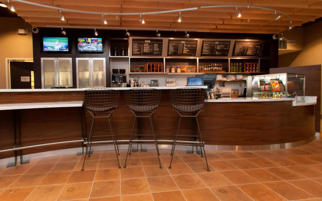 Courtyard by Marriott Houston City Place