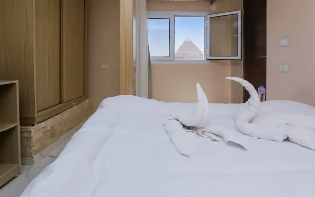 Pyramids Express View Inn
