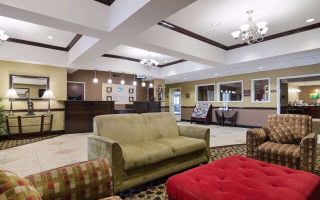 Holiday Inn Express & Suites Olathe South by IHG