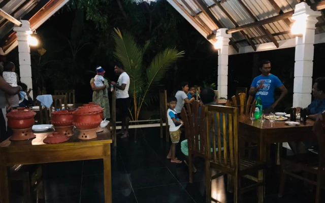 Bangalawa Guest 01