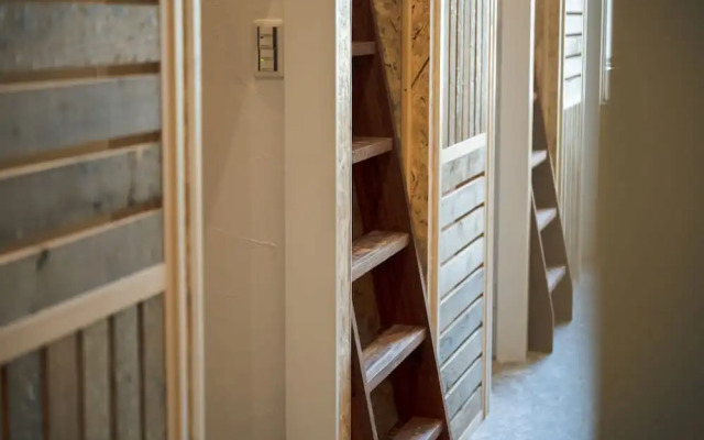 Kotori Coworking and Hostel Kotohira