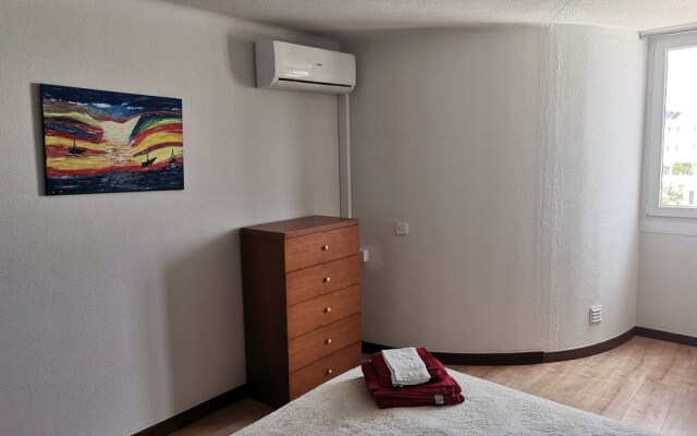 Cozy 1-bed Apartment Near Oura Beach