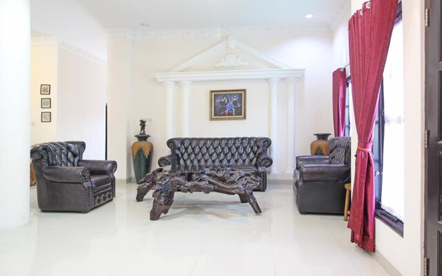 RedDoorz near UMY Yogyakarta