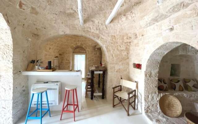 Trullo Cecapesce con Piscina by Wonderful Italy