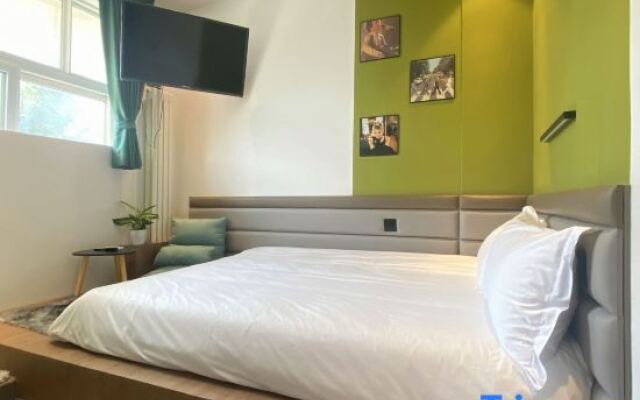 Shangya Xiahe Hotel (Beijing Tongzhou Universal Studios)