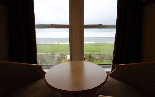 Parkstone Hotel