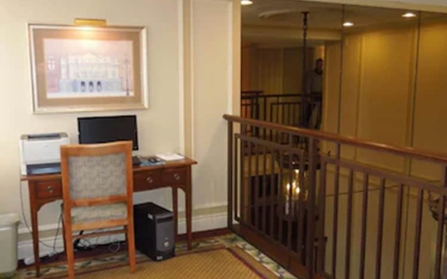 Rockville Centre Inn