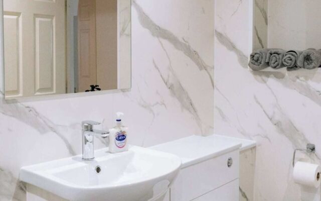 Snug & Serene 2BD Flat - Roseburn