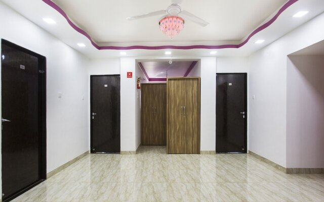 OYO 9566 Hotel JK Excellency