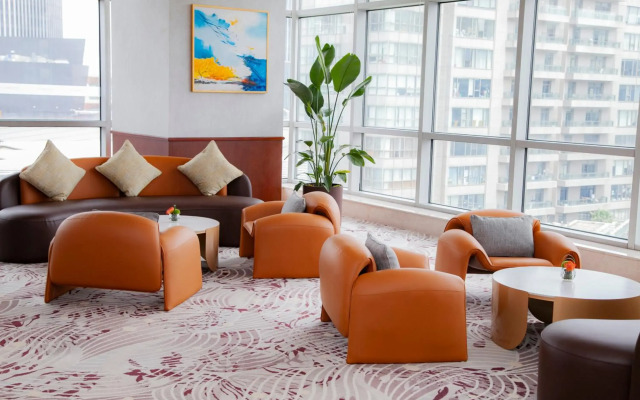 Four Points by Sheraton Shanghai, Daning