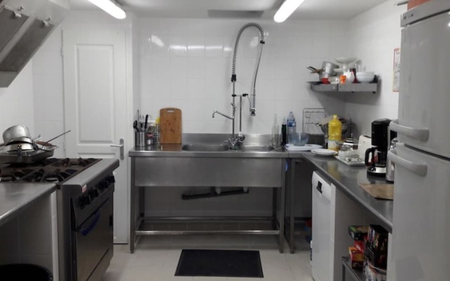 Lavish Villa on an Exclusive Estate in Liorac-sur-louyre With Pool