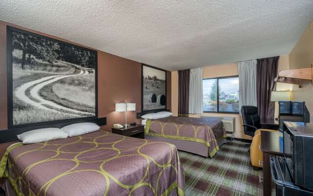 Super 8 by Wyndham Campbellsville KY