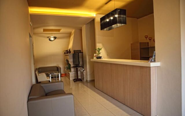 Niriides Beach Hotel