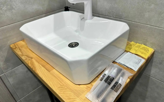 DOM Apt.53 (ДОМ Апт.53)