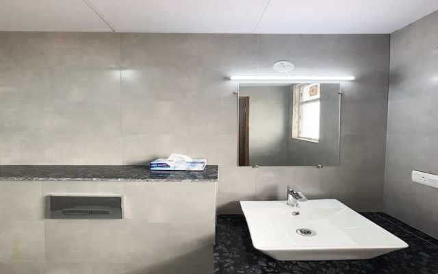 Housr Sector 56 Gurgaon Golf Course Road
