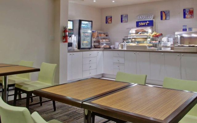 Holiday Inn Express Whitby by IHG