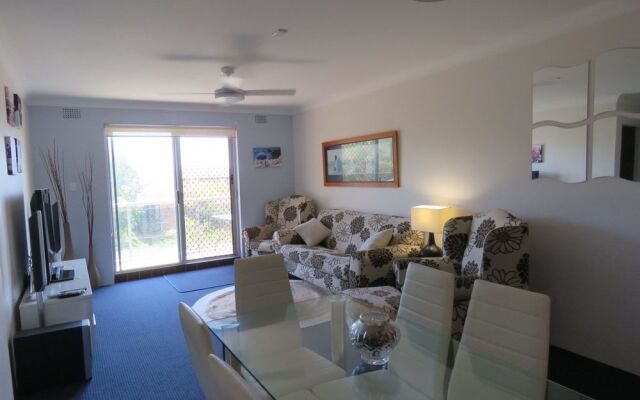 Parkview, Unit 16, 11 Catalina Close