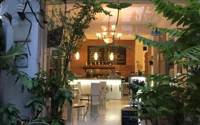 Oriental Smile Hotel