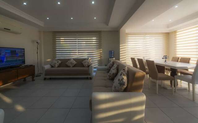 White Elegance 2C