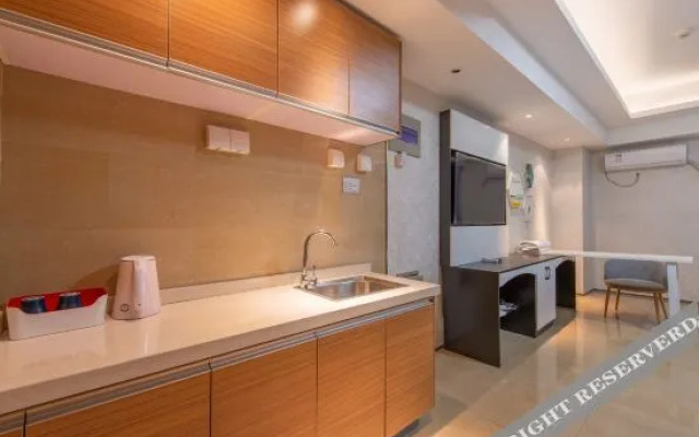 Milai hotel apartment (Jinan North Railway Plaza store)