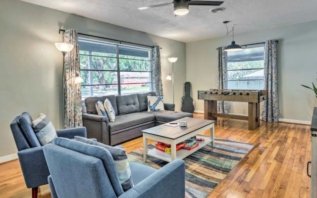 Stylish Pensacola Retreat w/ Patio & Grill!