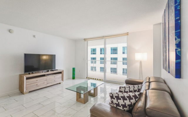 Brickell Bay 2308