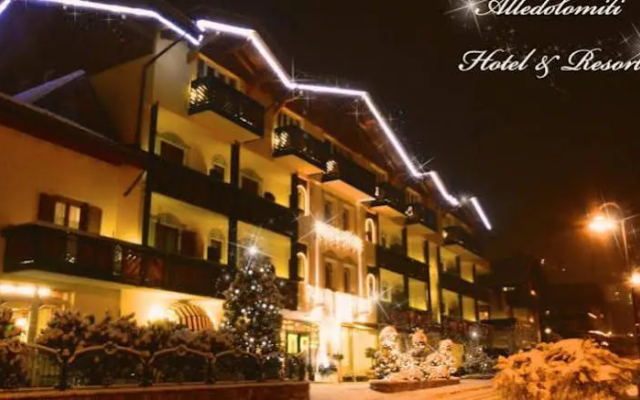 Alle Dolomiti Boutique Lake Hotel