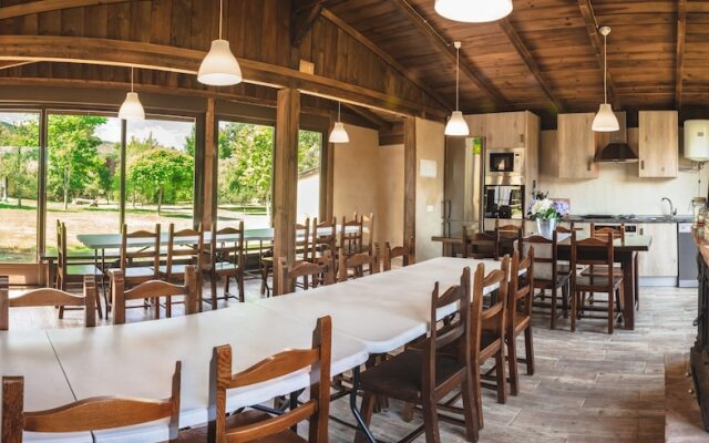 El Manantial Del Fresno