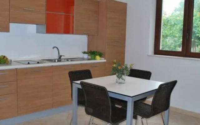 Colonna Rooms & Apartment