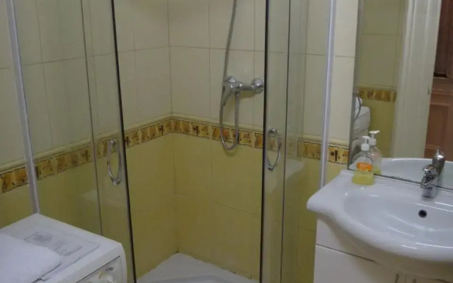 M Apartment