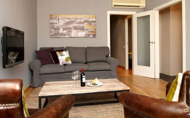 Paseo de Gracia Apartments