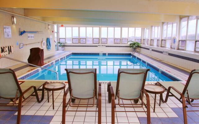 Holiday Inn Express & Suites Pittsburgh West - Greentree by IHG
