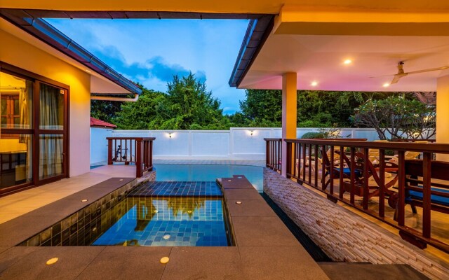 3 BR Pool Villa in Great Location CV3