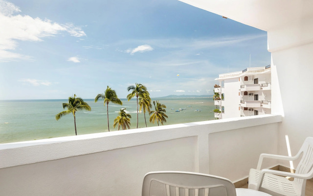 Hotel Tropicana Vallarta