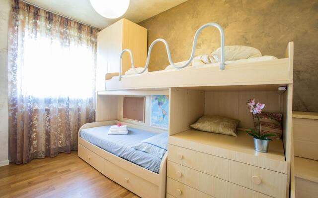 Bright Apartments Desenzano - Cascinale Pool 1