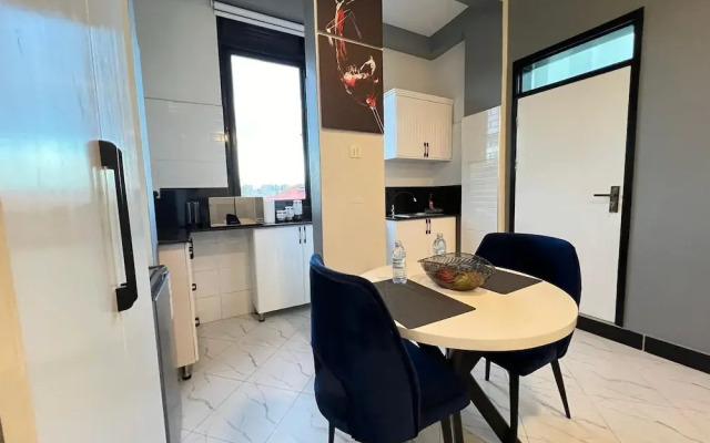 C&C Studio Apartments