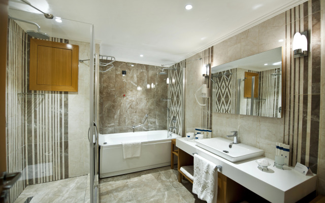 Esila Termal Hotel & Spa