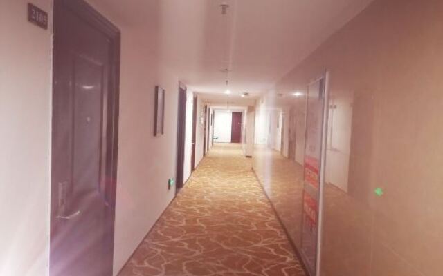 No. 7 E-sports Apartment (Foshan Zumiao)