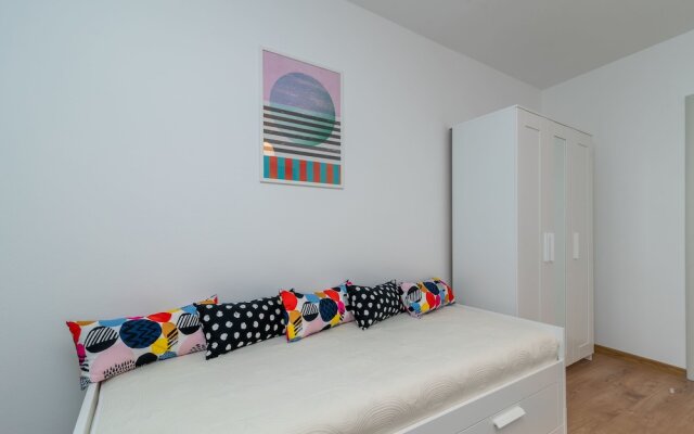 House Polus