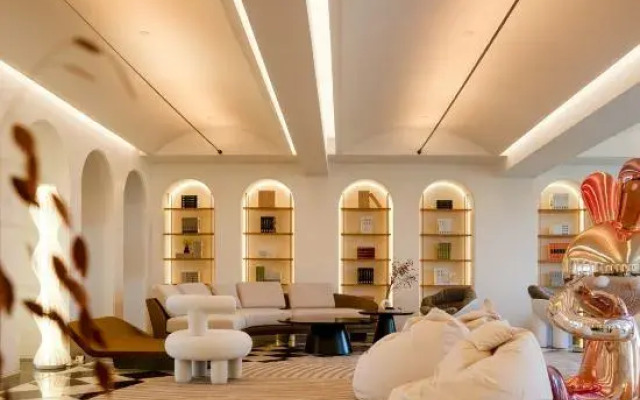 Sparkling Legend  Apartment