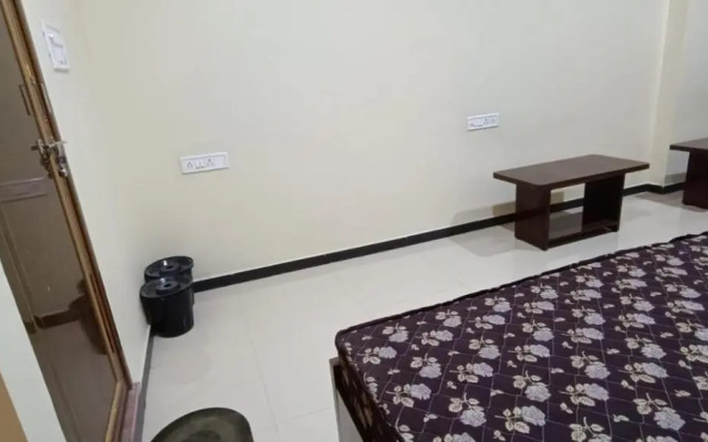 OYO Rooms Indore Ujjain Road