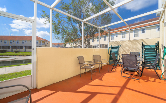 Lovely condo near Disney