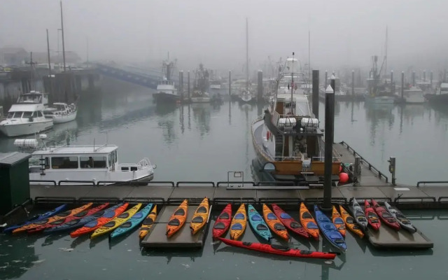 Totem Hotel and Suites