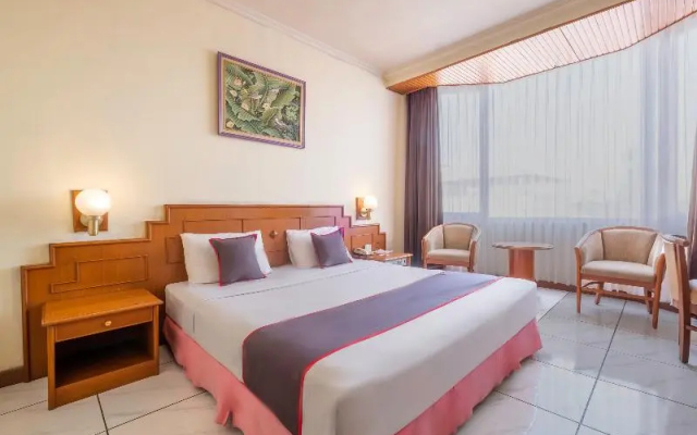 Baltika Hotel by OYO Rooms