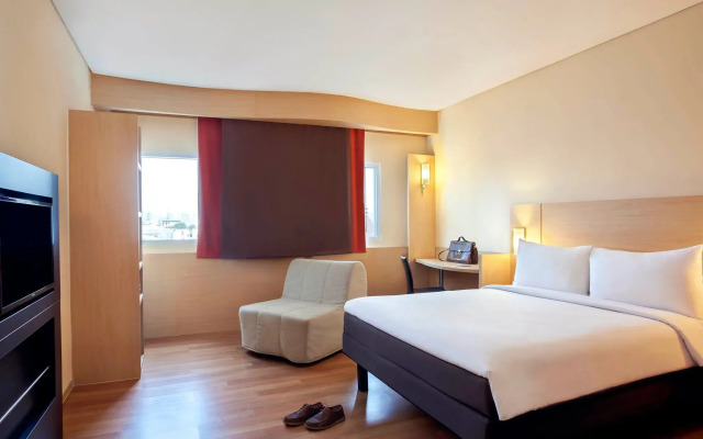 Ibis Jakarta Harmoni