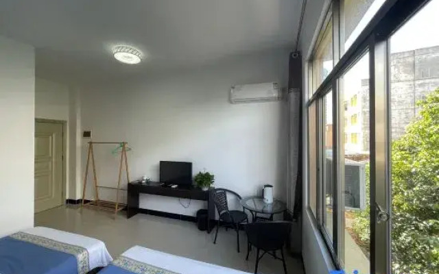 Worry-free Courtyard