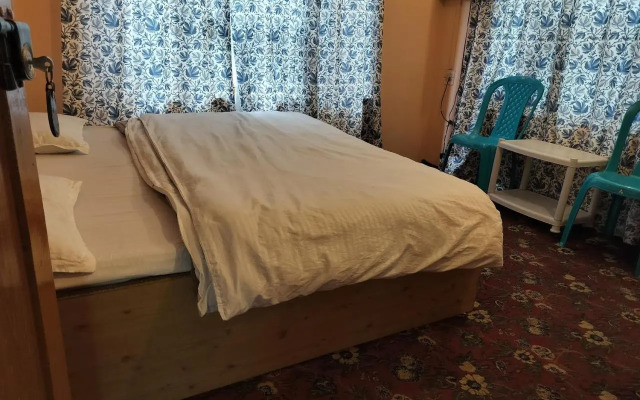 Sky Light Guest House