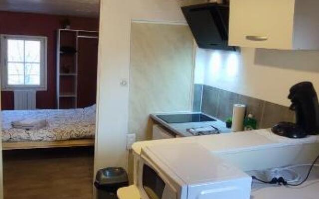 Studio hypercentre à 2 pas de la gare. Appart n°3